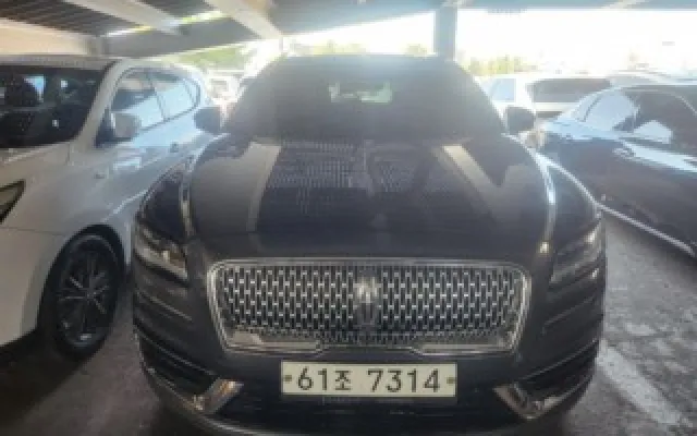 링컨중고차 노틸러스 2.7 리저브 AWD 매물 사진 5 - 2019/07 124,628km